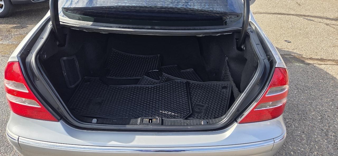 Mercedes-Benz E-Class E320 4MATIC 2005