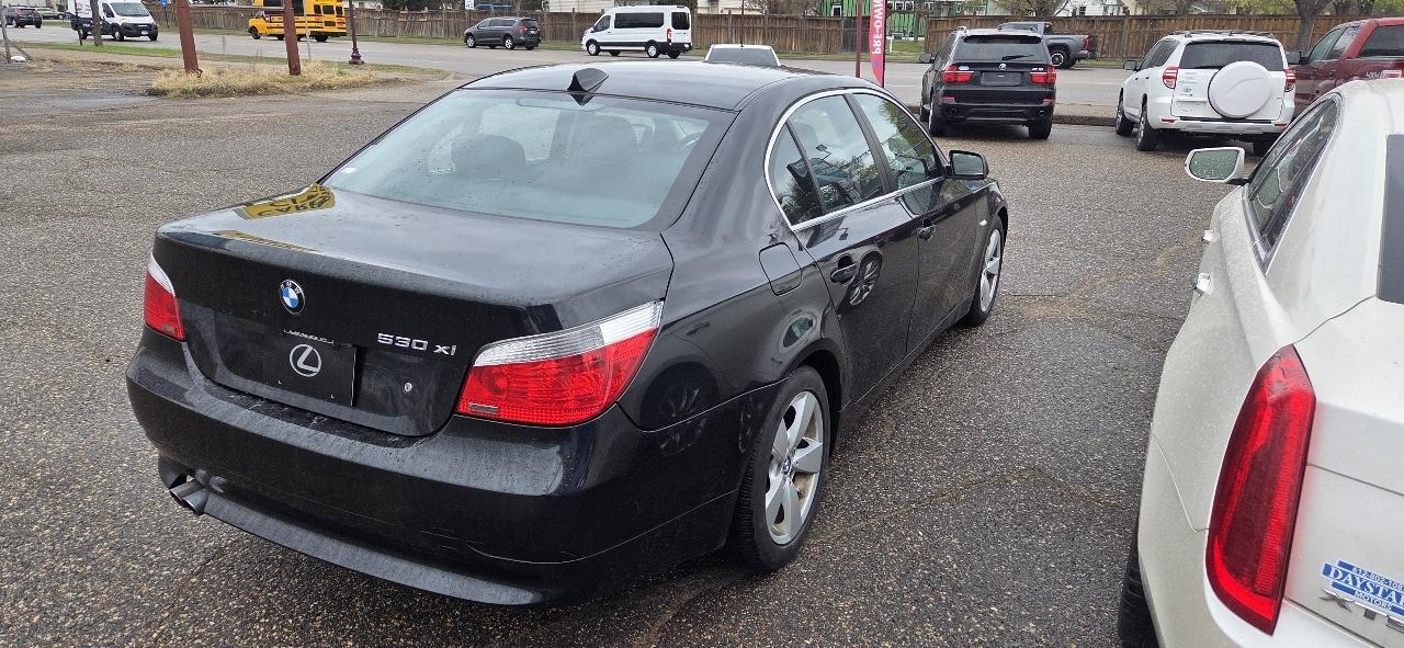 BMW 5-Series 530xi 2007