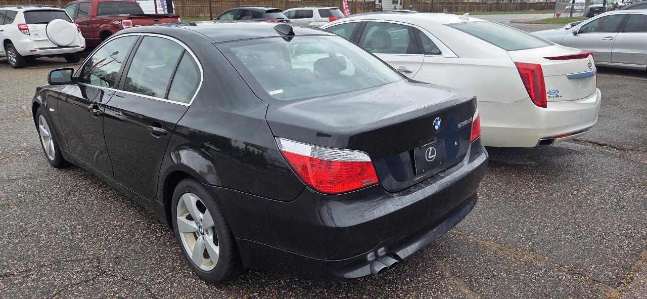 BMW 5-Series 530xi 2007