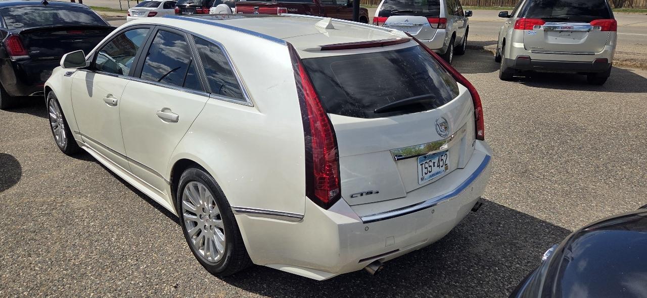 Cadillac CTS Sport Wagon 3.6L Premium AWD w/Navi 2010