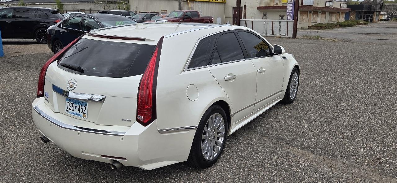 Cadillac CTS Sport Wagon 3.6L Premium AWD w/Navi 2010