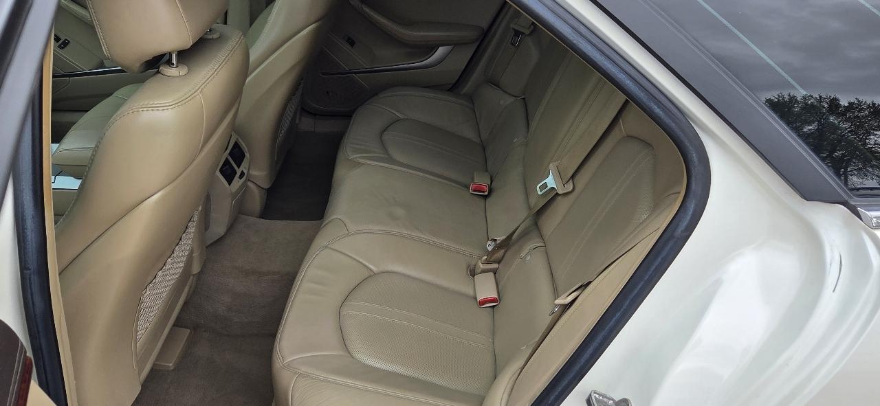 Cadillac CTS Sport Wagon 3.6L Premium AWD w/Navi 2010
