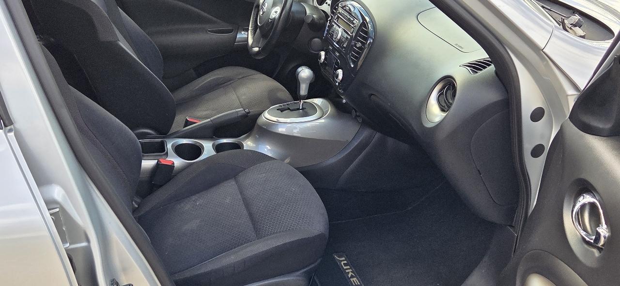 Nissan Juke SV AWD 2013