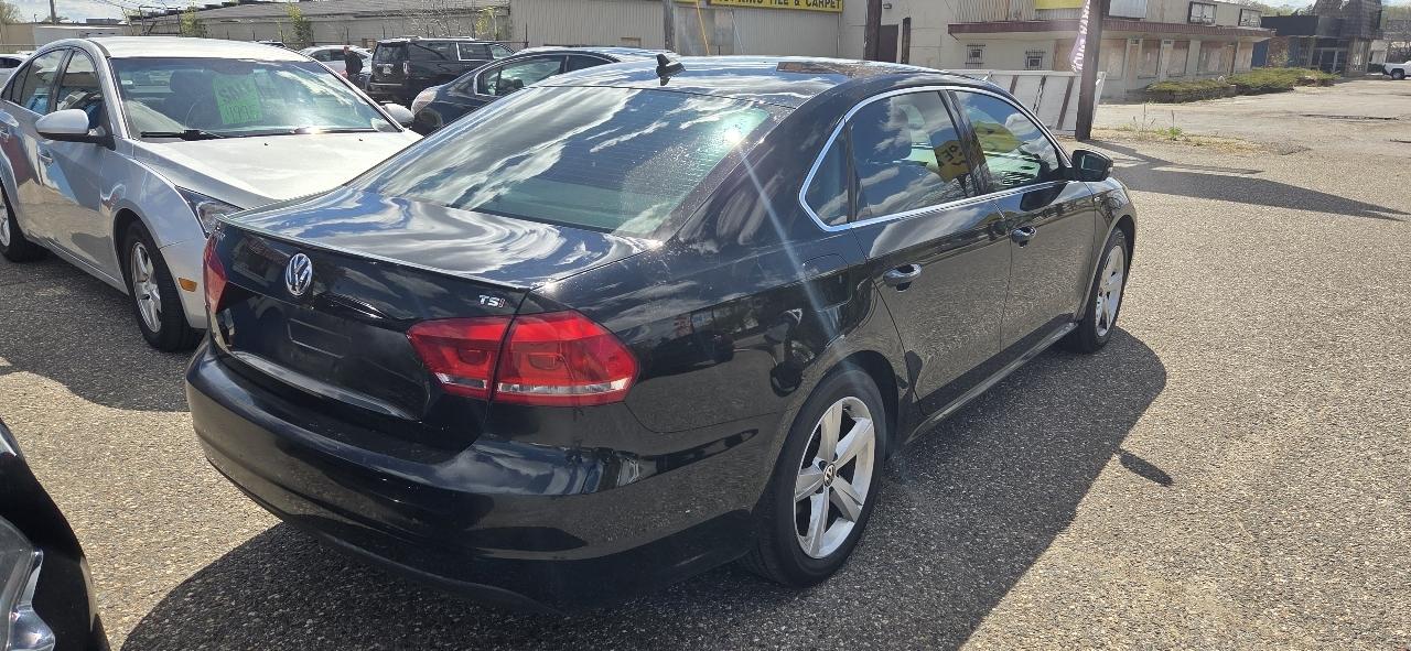 Volkswagen Passat 1.8T Wolfsburg AT 2014