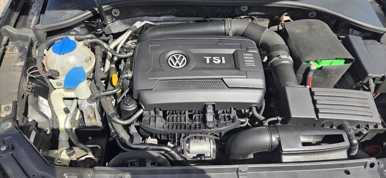 Volkswagen Passat 1.8T Wolfsburg AT 2014