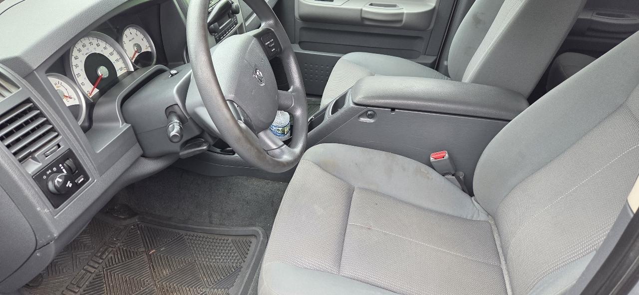 Dodge Dakota SLT Quad Cab 2WD 2005