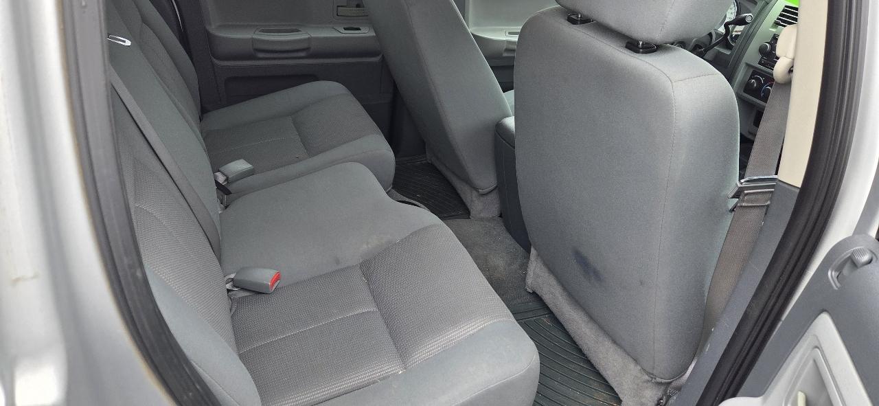 Dodge Dakota SLT Quad Cab 2WD 2005