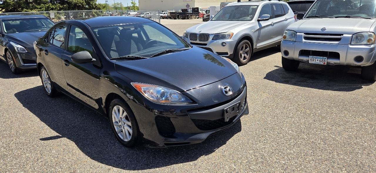 Mazda MAZDA3 i Touring 4-door 2012