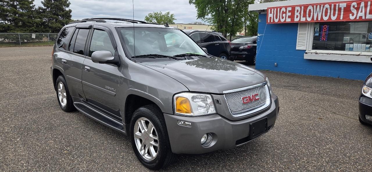 GMC Envoy XL Denali 4WD 2008