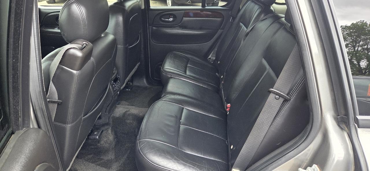 GMC Envoy XL Denali 4WD 2008