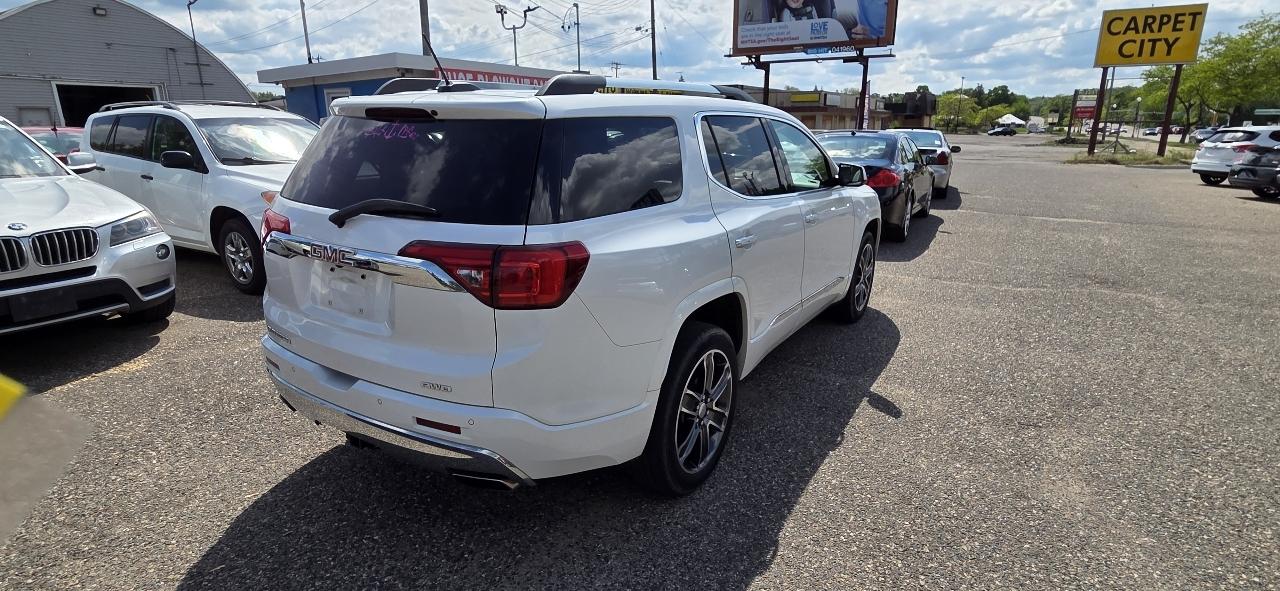 GMC Acadia Denali AWD 2019