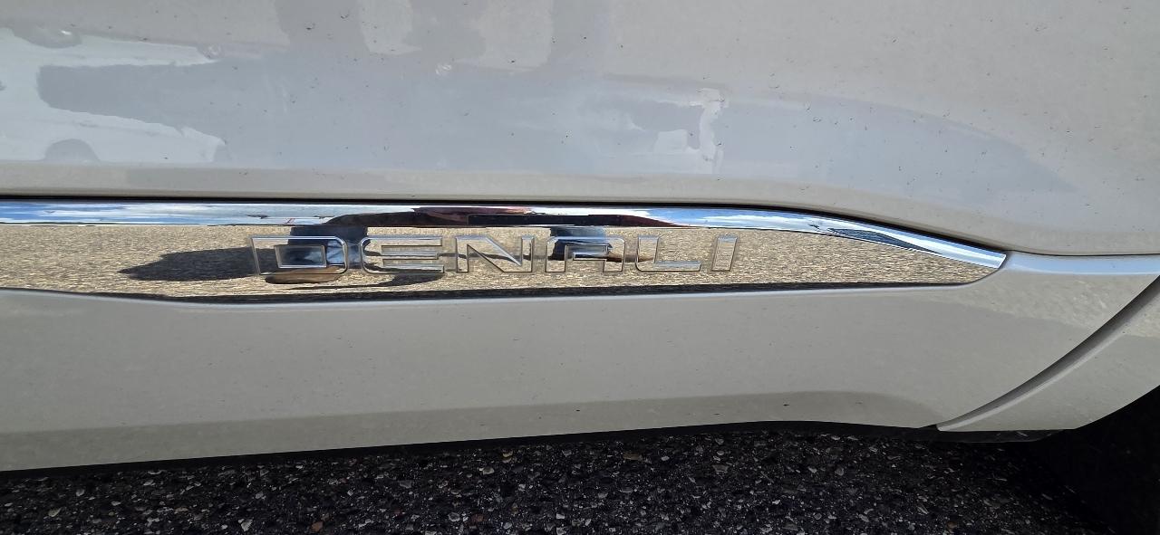 GMC Acadia Denali AWD 2019