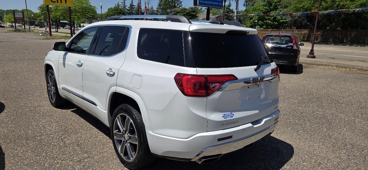 GMC Acadia Denali AWD 2019