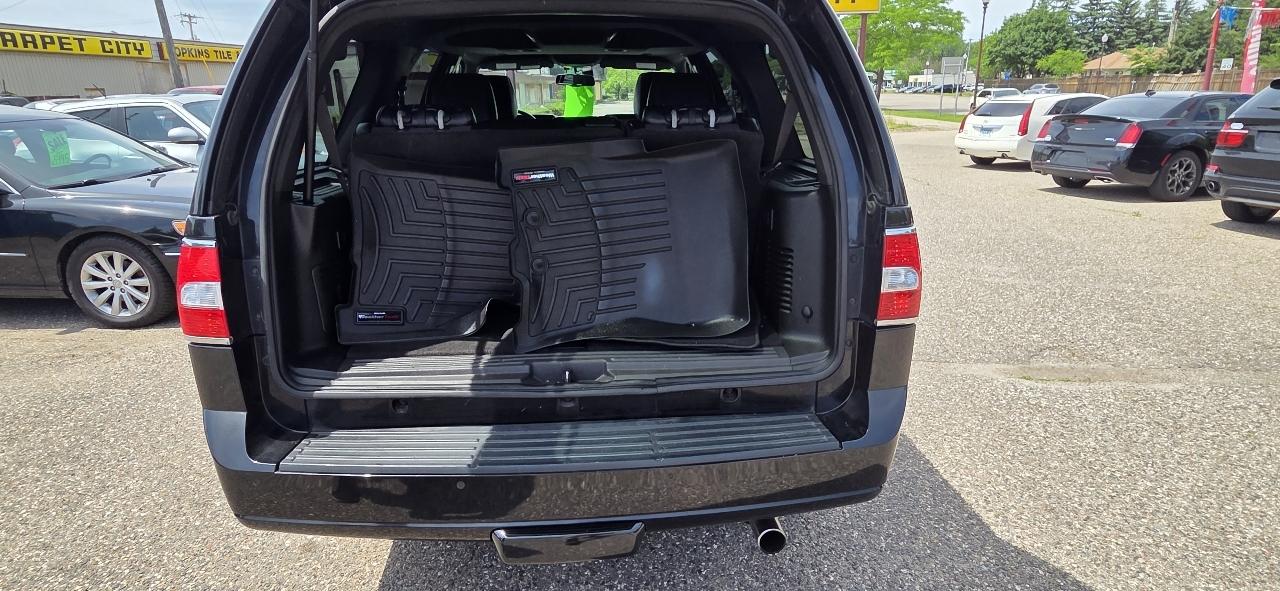 Lincoln Navigator 4WD 2011