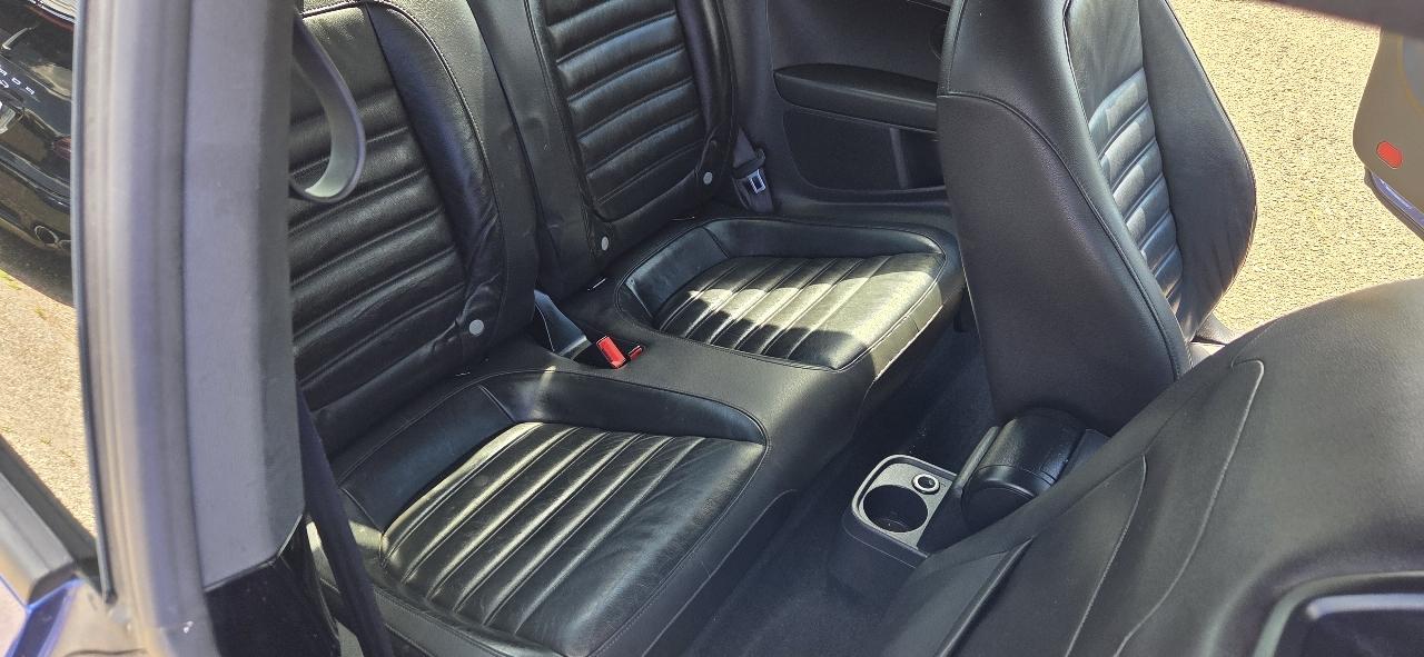 Volkswagen Beetle 2.0T Turbo 2012