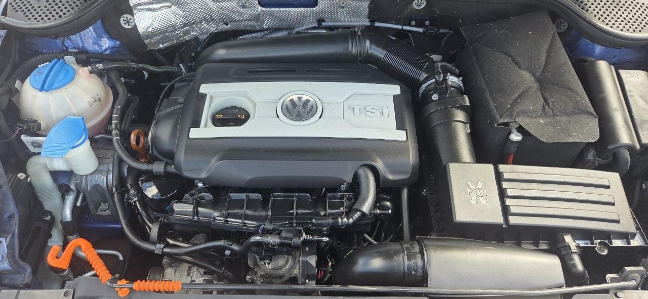 Volkswagen Beetle 2.0T Turbo 2012