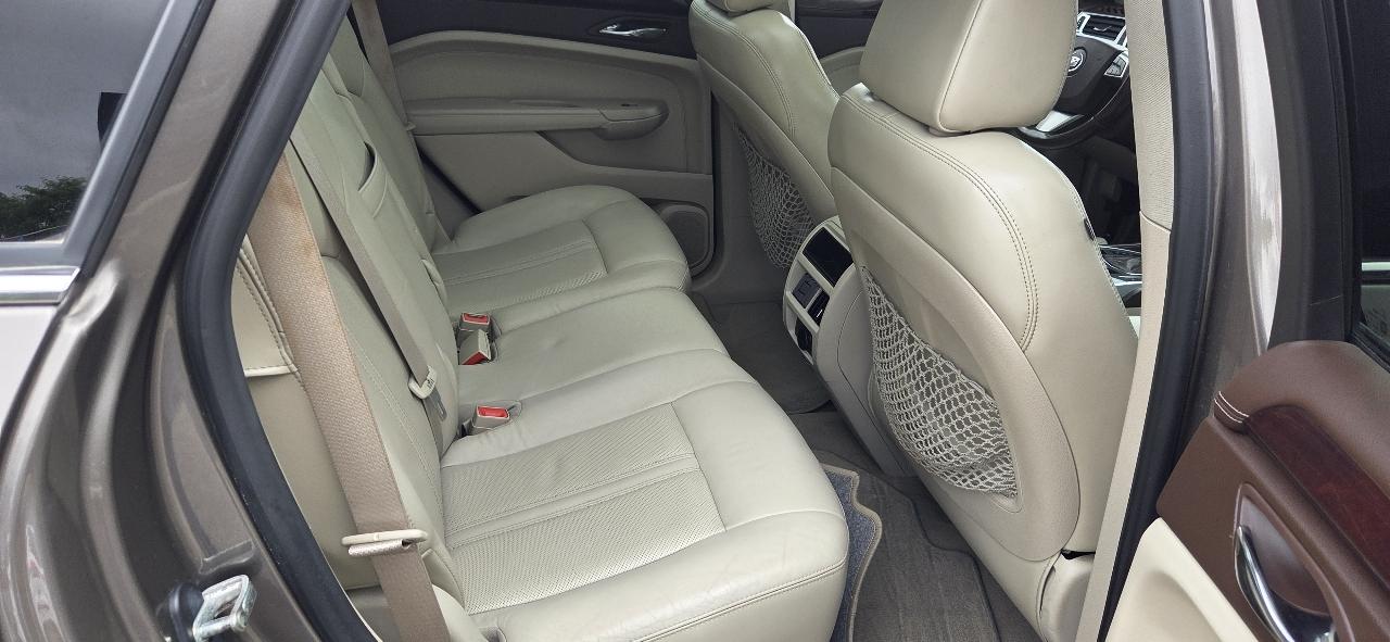 Cadillac SRX Luxury Collection AWD 2011