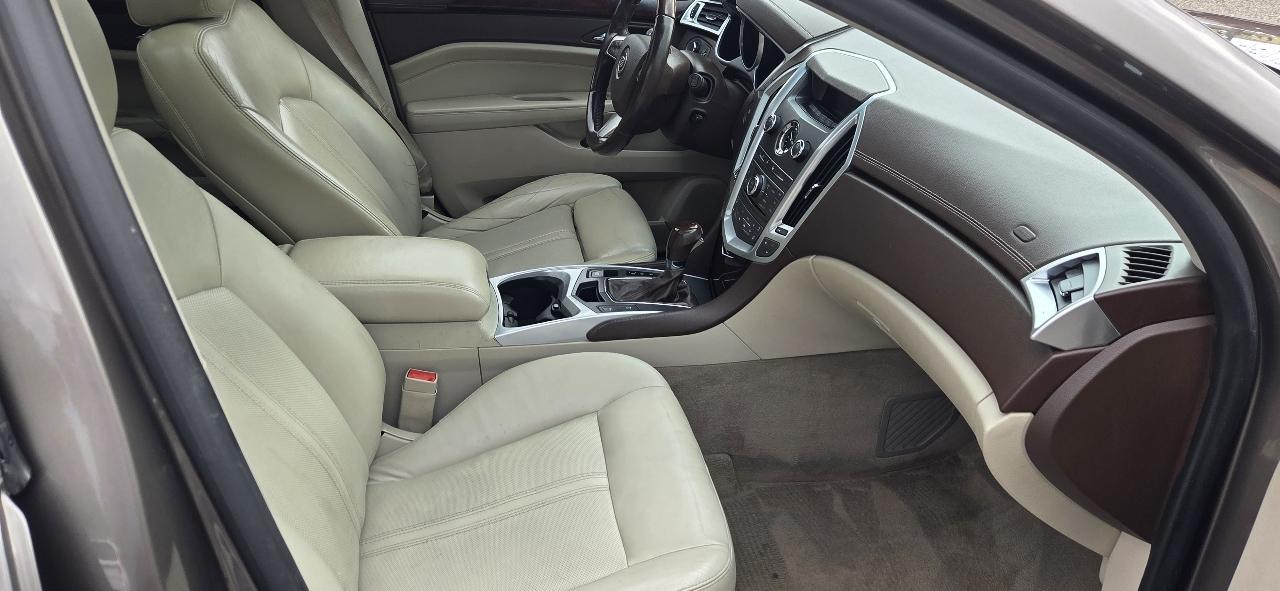 Cadillac SRX Luxury Collection AWD 2011