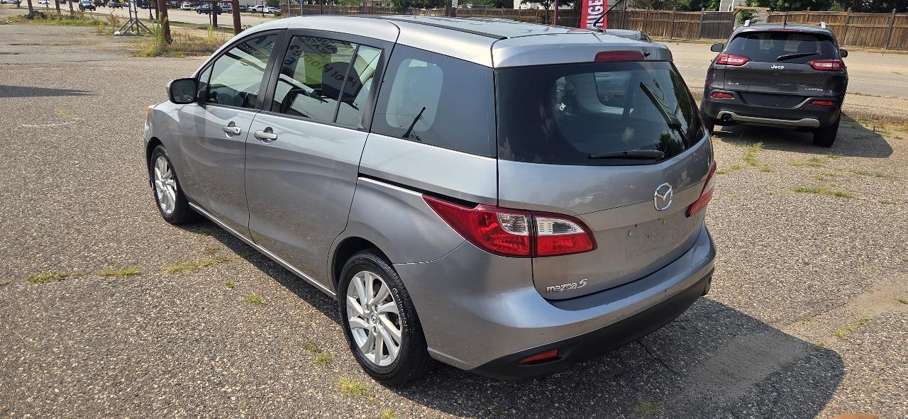 Mazda MAZDA5 Sport 2012