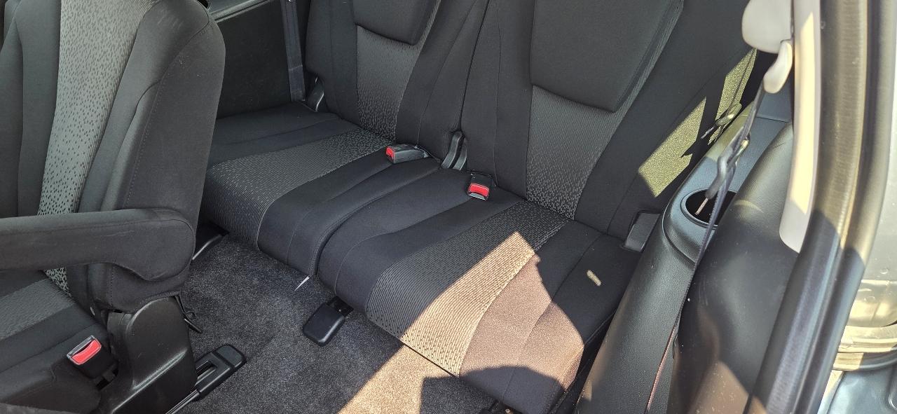 Mazda MAZDA5 Sport 2012