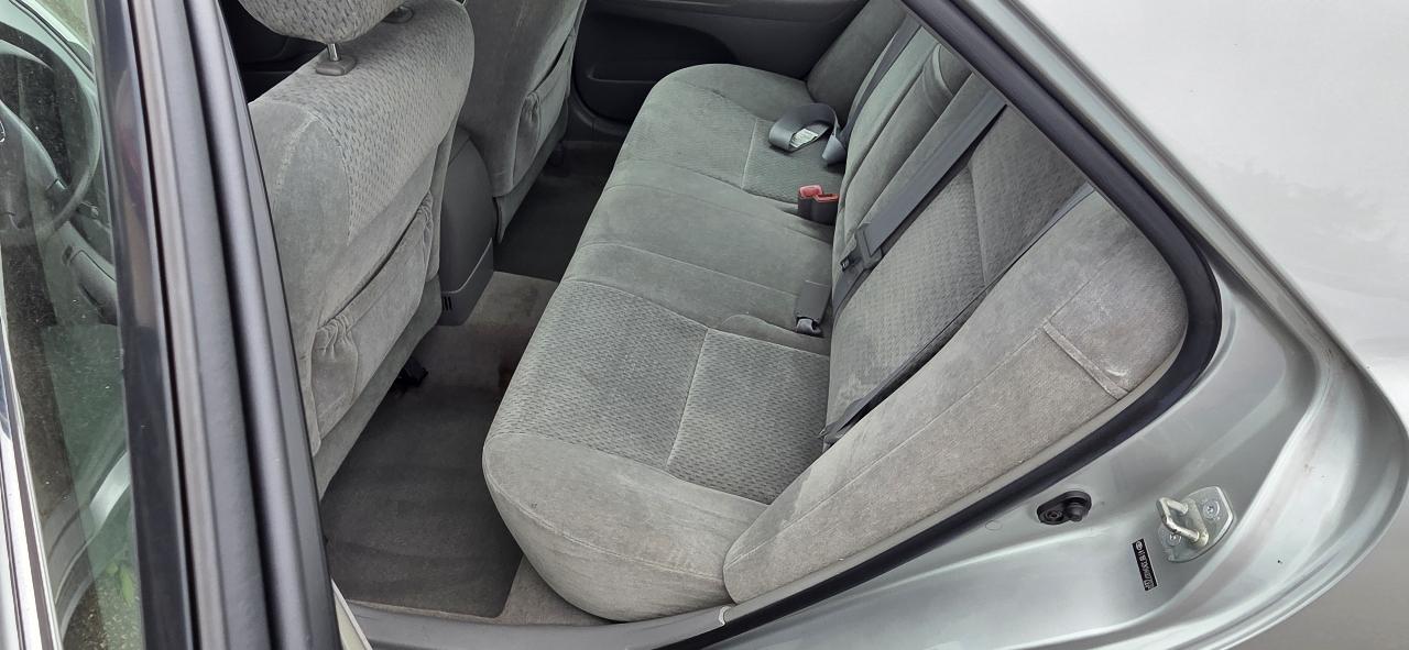 Toyota Camry LE V6 2004