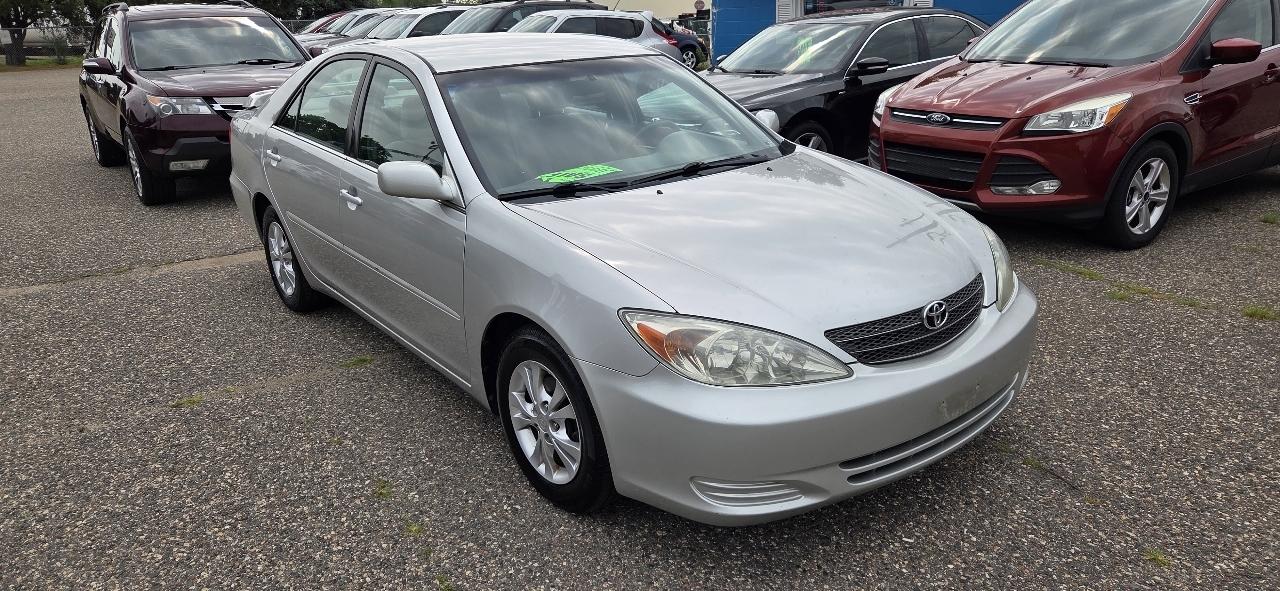 Toyota Camry LE V6 2004