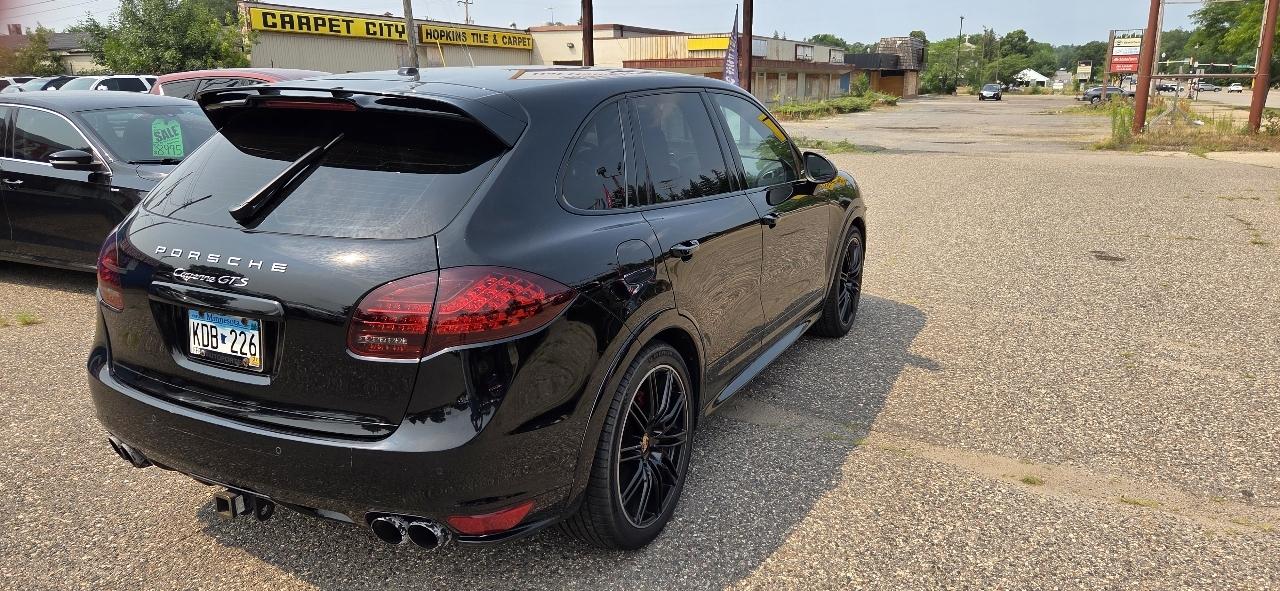 Porsche Cayenne GTS 2014