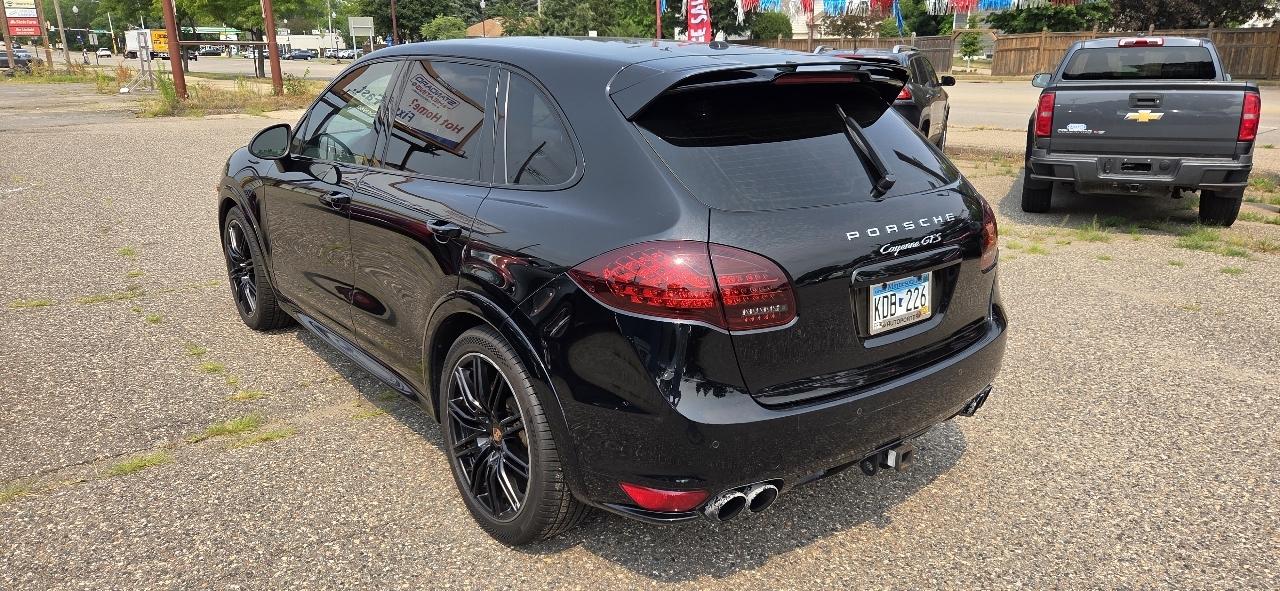Porsche Cayenne GTS 2014