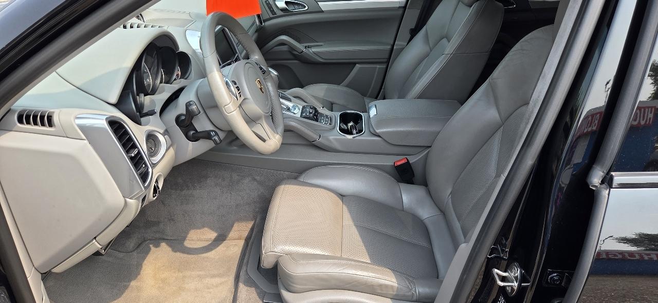 Porsche Cayenne GTS 2014