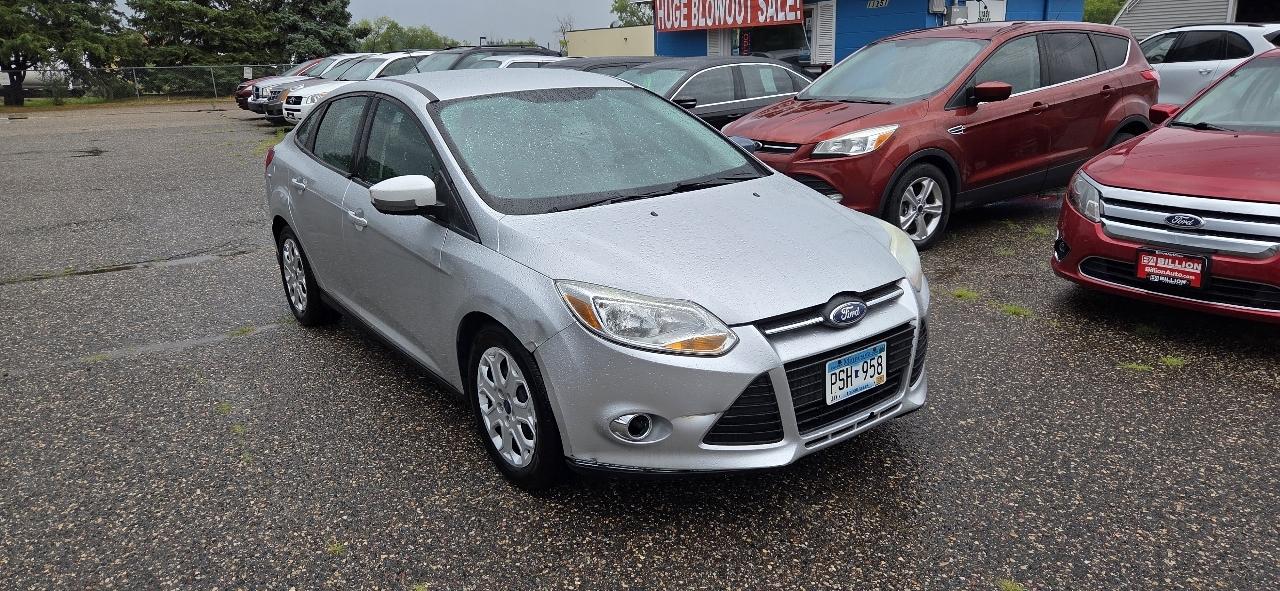Ford Focus SE Sedan 2012