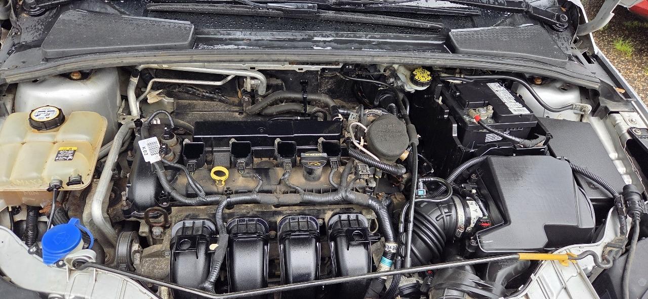 Ford Focus SE Sedan 2012