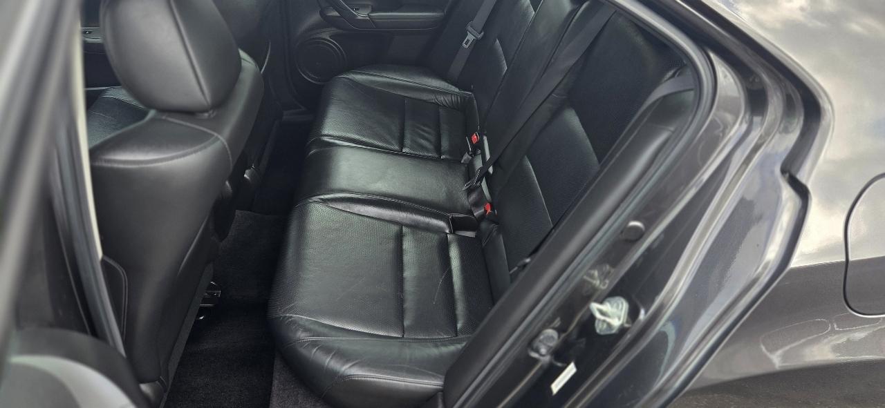 Acura TSX 5-speed AT 2010