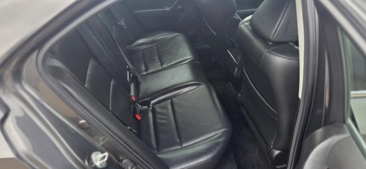 Acura TSX 5-speed AT 2010