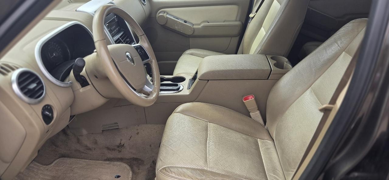 Mercury Mountaineer Base 4.0L AWD 2008