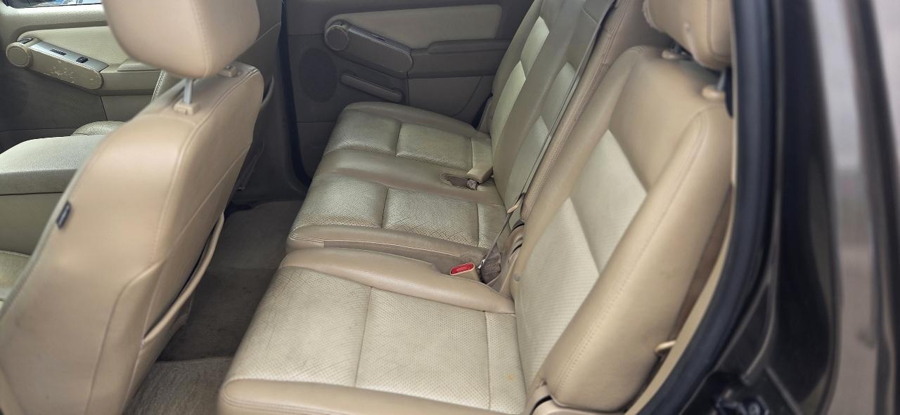 Mercury Mountaineer Base 4.0L AWD 2008