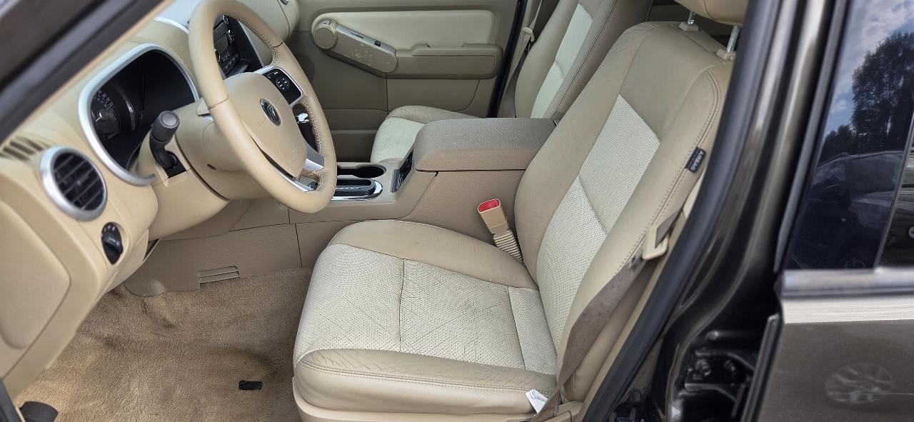 Mercury Mountaineer Base 4.0L AWD 2008