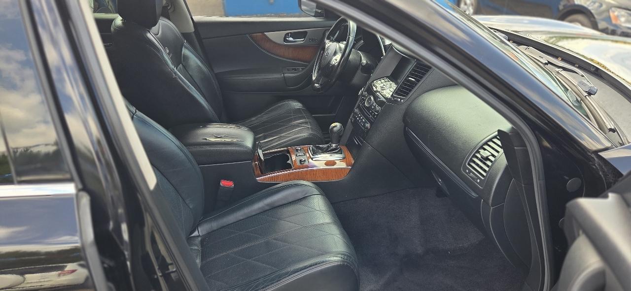 Infiniti FX FX35 AWD 2012