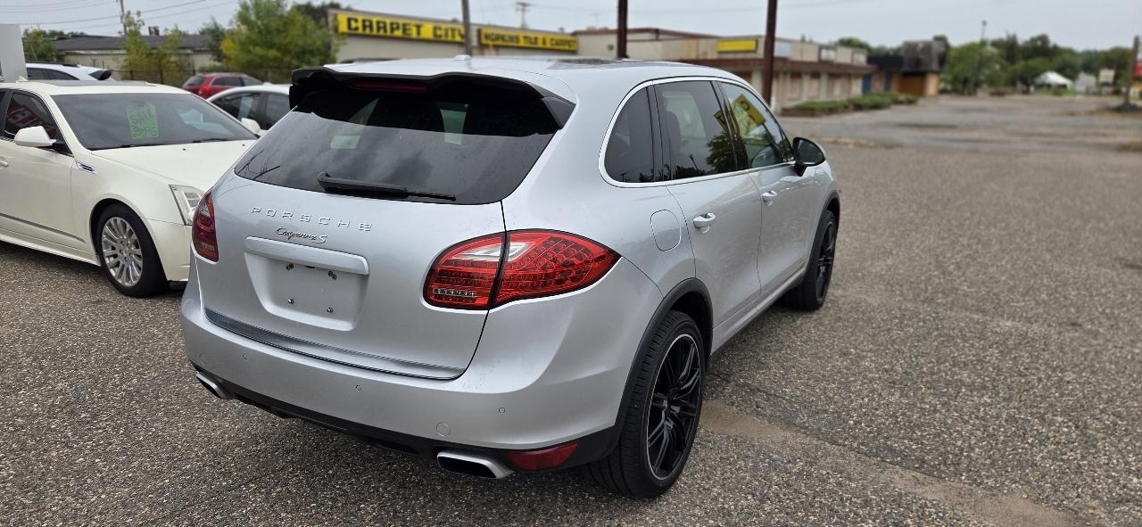 Porsche Cayenne S 2013