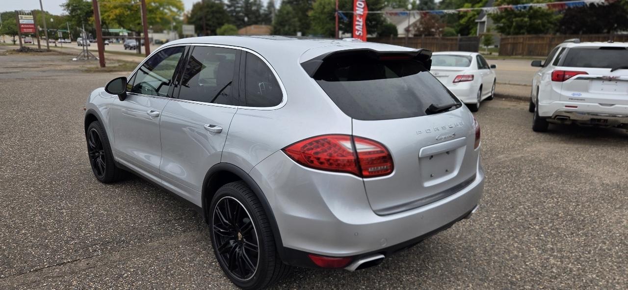 Porsche Cayenne S 2013