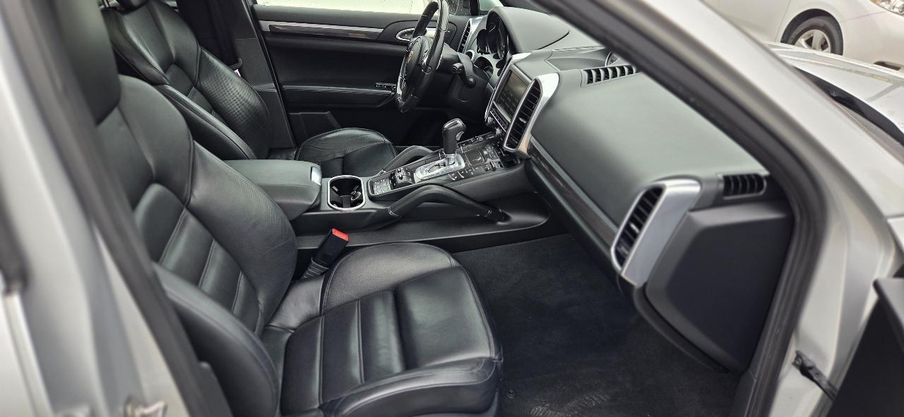 Porsche Cayenne S 2013