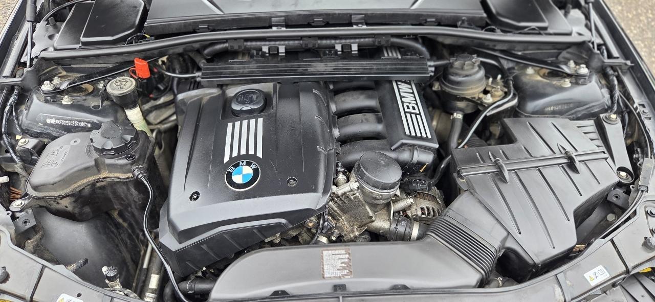 BMW 3-Series 328i xDrive Coupe 2012