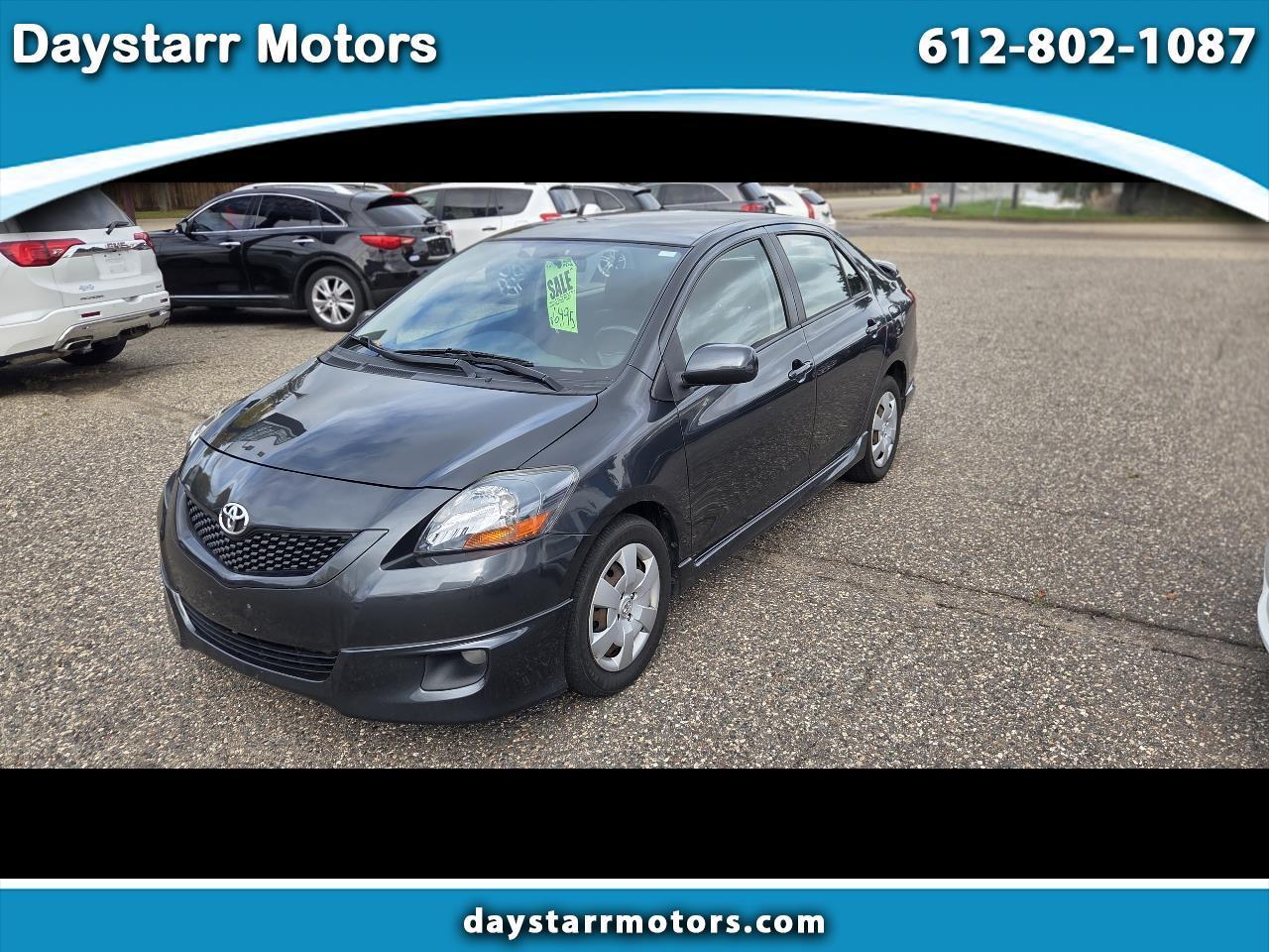Toyota Yaris Sedan S 4-Speed AT 2009