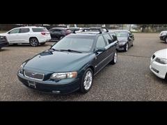 2002 Volvo V70 