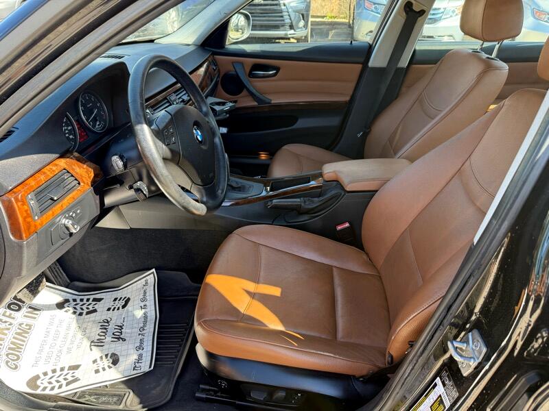 BMW 3-Series 328i xDrive SA 2011