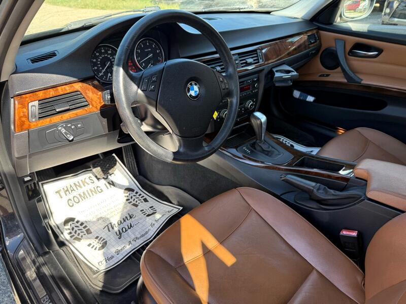 BMW 3-Series 328i xDrive SA 2011