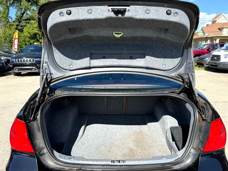 BMW 3-Series 328i xDrive SA 2011