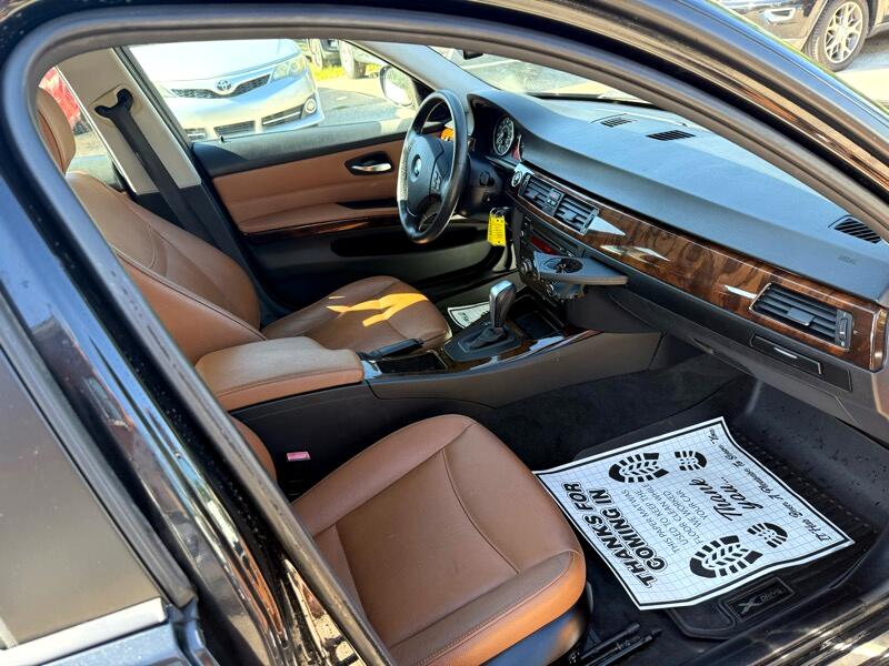 BMW 3-Series 328i xDrive SA 2011