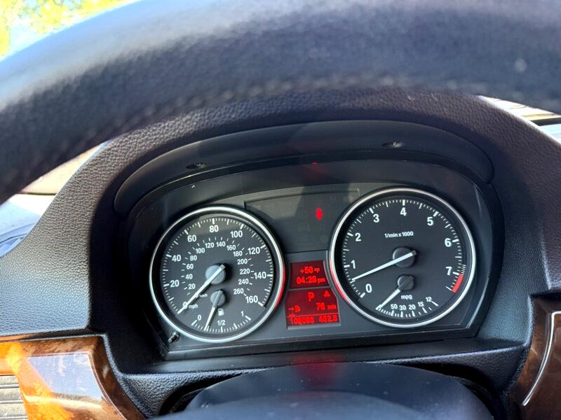 BMW 3-Series 328i xDrive SA 2011