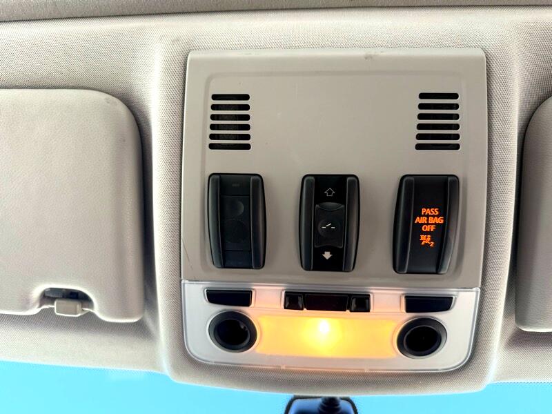 BMW 3-Series 328i xDrive SA 2011