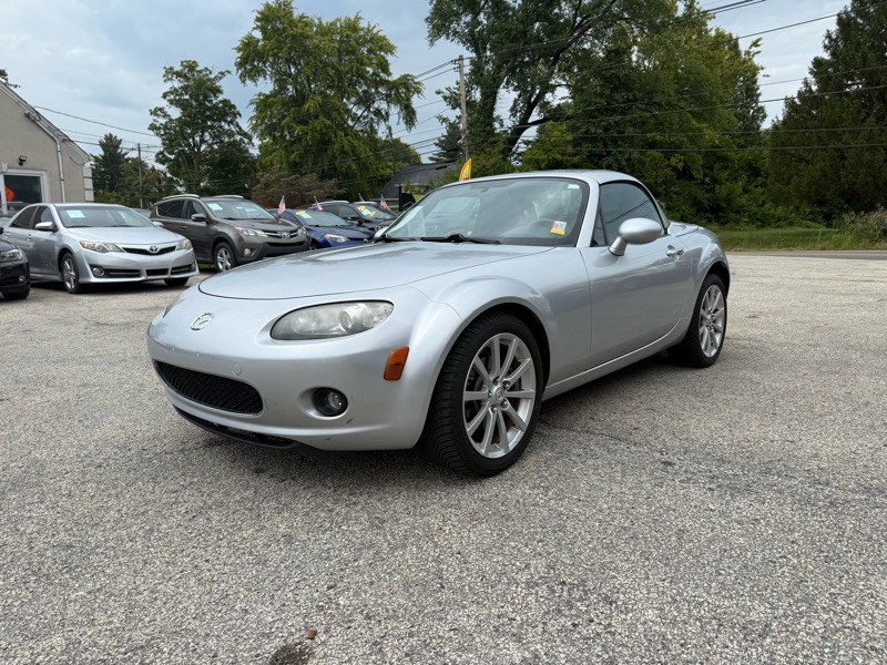 Mazda MX-5 Miata Touring Power Retractable Hardtop 2008
